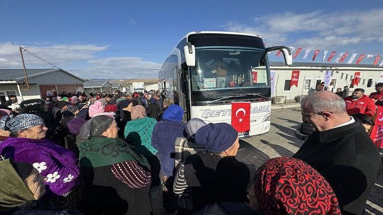 700'den fazla Ahıska Türkü Bitlis'in Ahlat ilçesine yerleştirildi