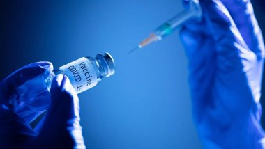 Kovid-19 aşısının iki yan etkisi keşfedildi