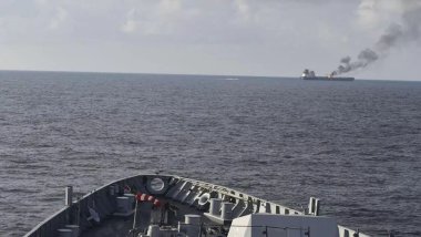 Yunanistan yük gemisine füze saldırısı: Çok sayıda kayıp var